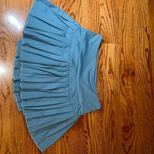 Goldhinge tennis skirt